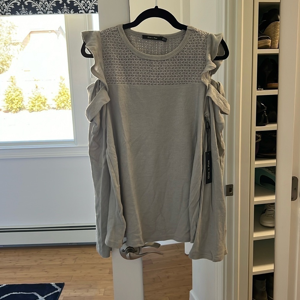 NWT cold shoulder top